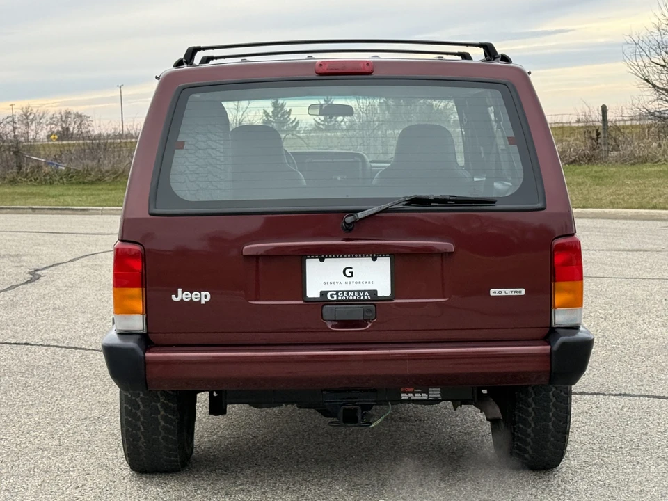 2001 Jeep XJ Cherokee - Image 9 of 31
