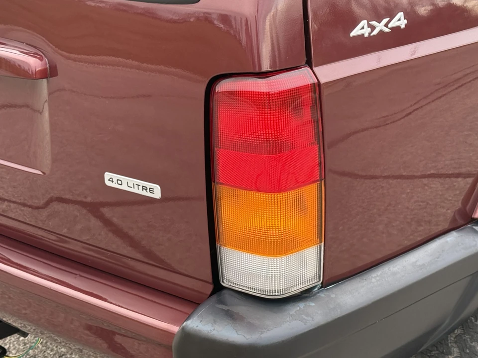 2001 Jeep XJ Cherokee - Image 28 of 31