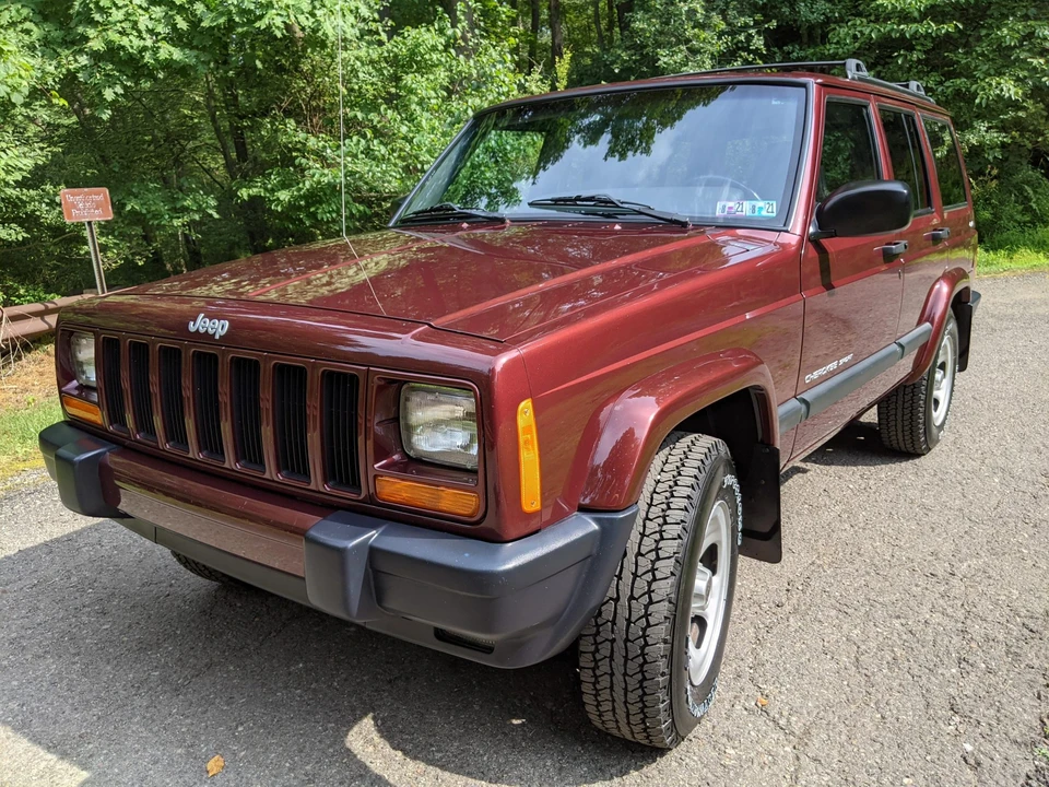 2001 Jeep XJ Cherokee - Image 8 of 31