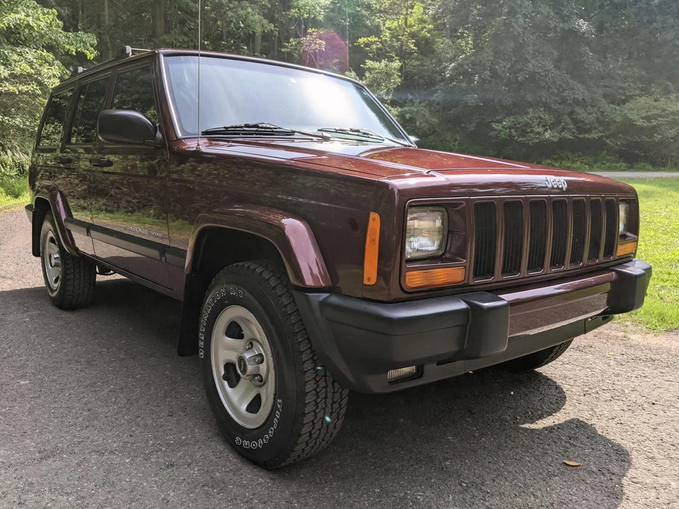 2001 Jeep XJ Cherokee - Image 19 of 31