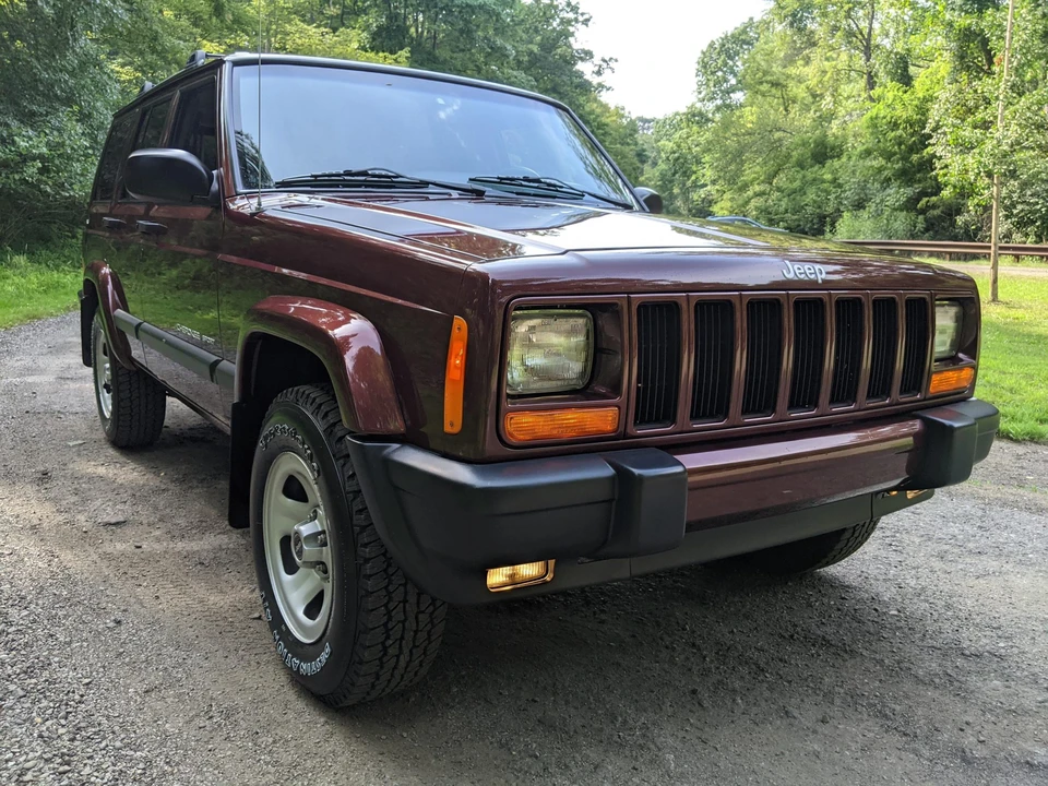 2001 Jeep XJ Cherokee - Image 30 of 31