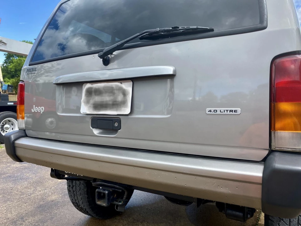 2001 Jeep XJ Cherokee - Image 24 of 31