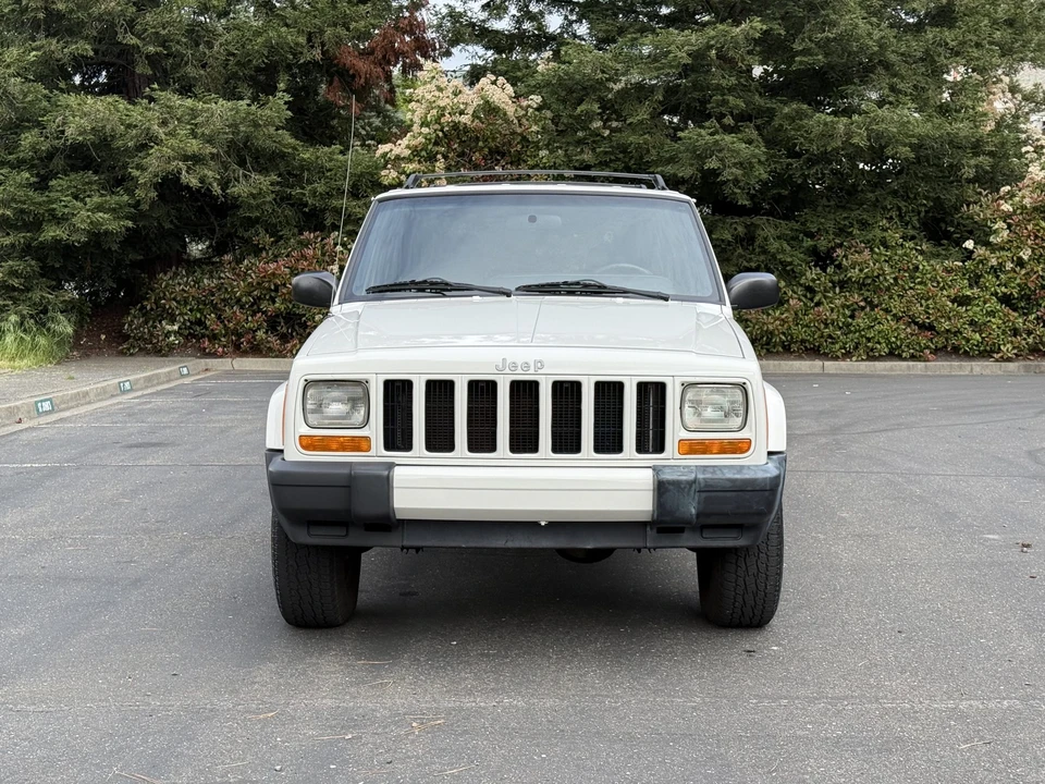 2001 Jeep XJ Cherokee - Image 9 of 31