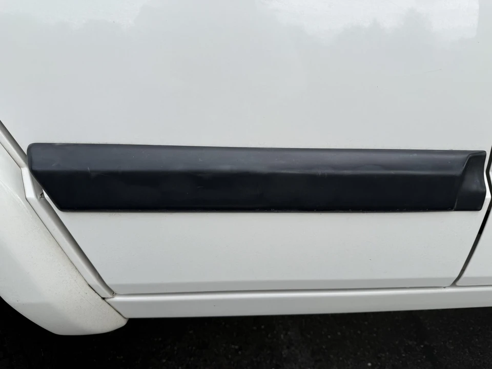 2001 Jeep XJ Cherokee - Image 11 of 31