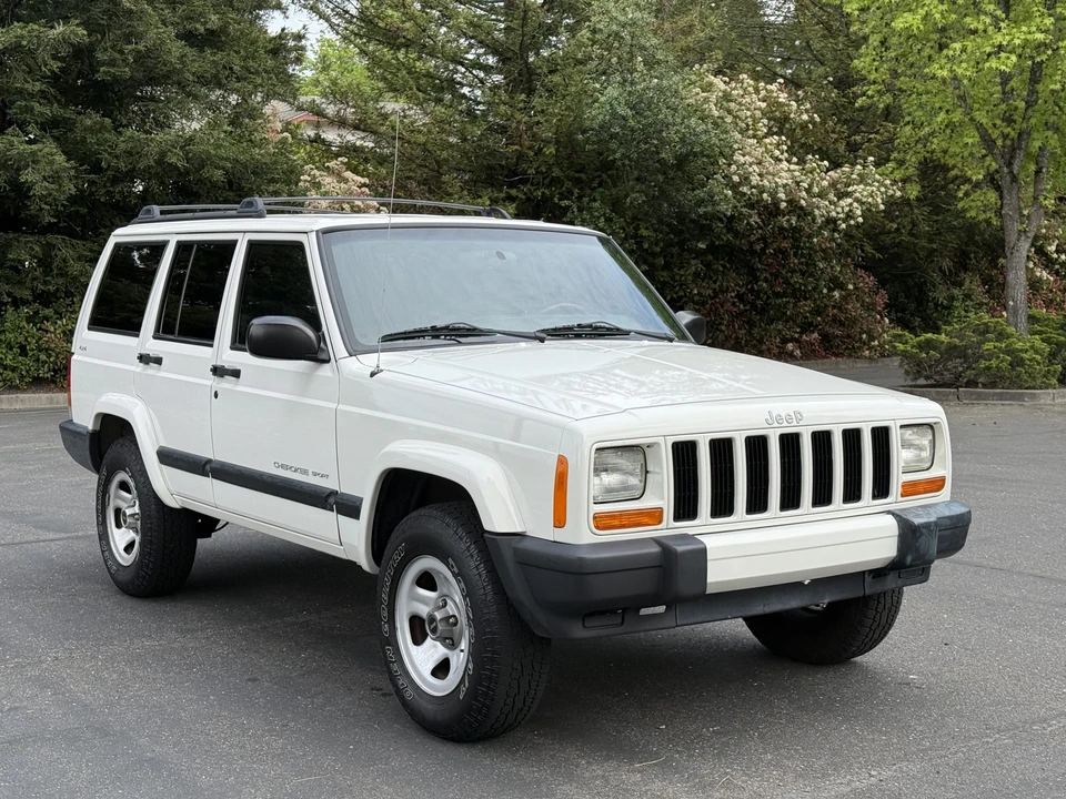 2001 Jeep XJ Cherokee - Image 8 of 31