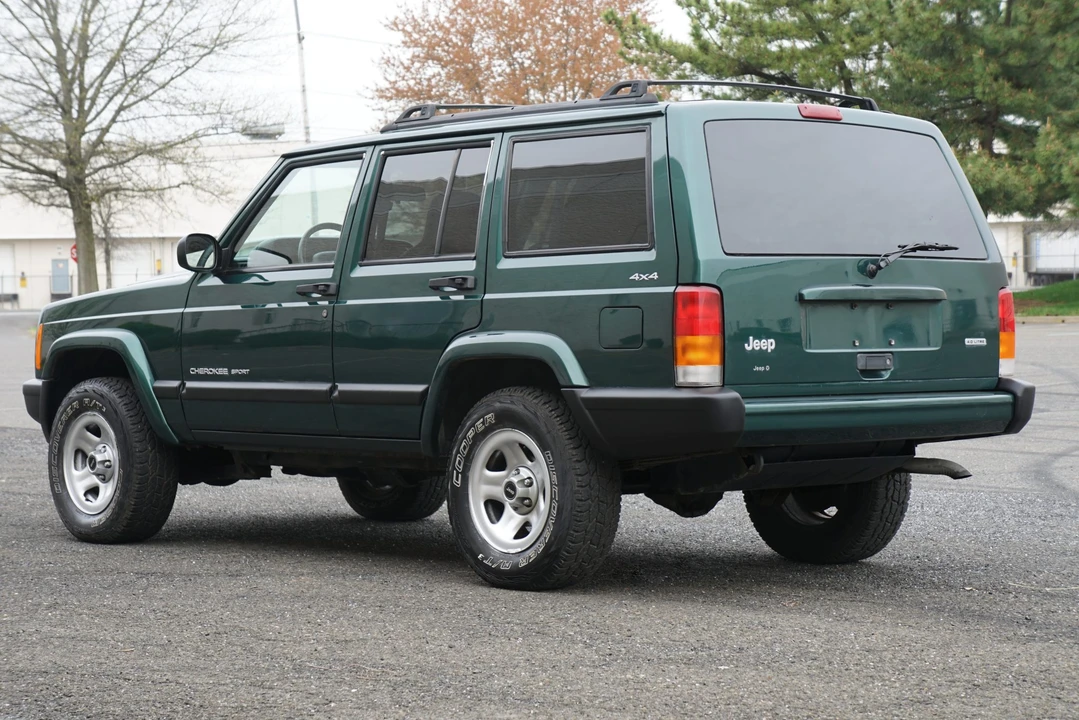 2001 Jeep XJ Cherokee - Image 6 of 31