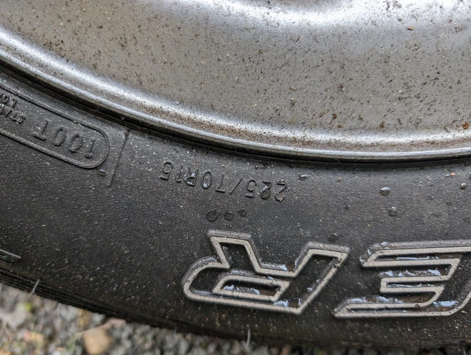 2001 Jeep XJ Cherokee - Image 15 of 31