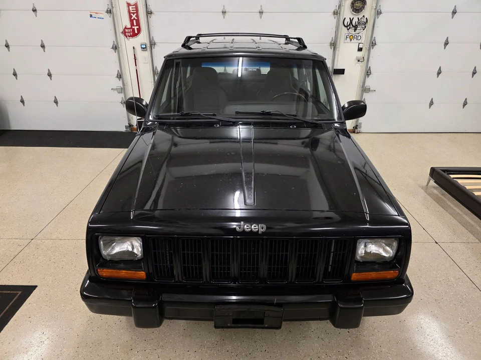 2001 Jeep XJ Cherokee - Image 20 of 31