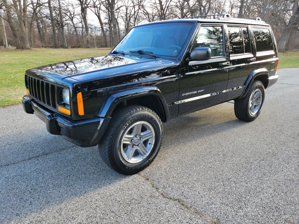 2001 Jeep XJ Cherokee - Image 4 of 31