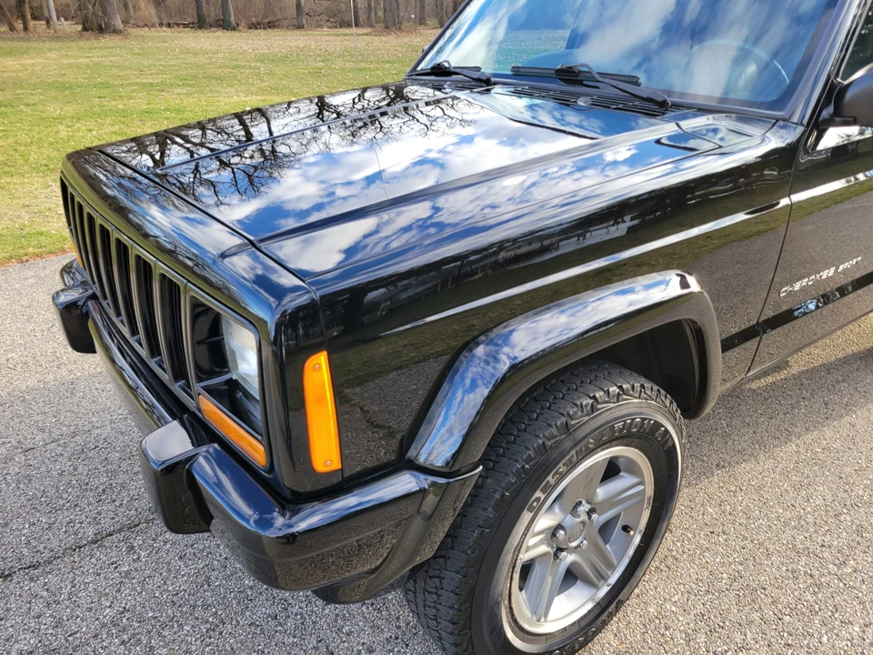 2001 Jeep XJ Cherokee - Image 16 of 31