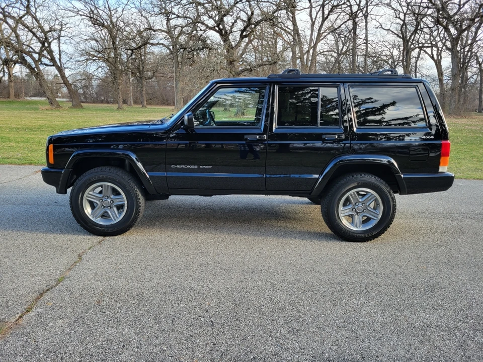 2001 Jeep XJ Cherokee - Image 6 of 31