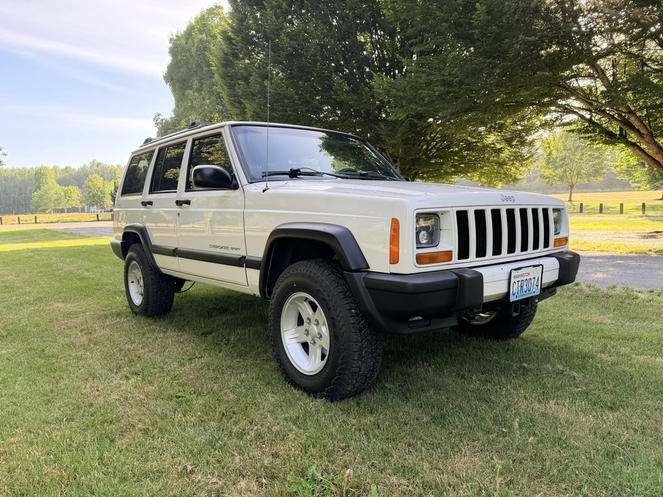 2001 Jeep XJ Cherokee - Image 6 of 31