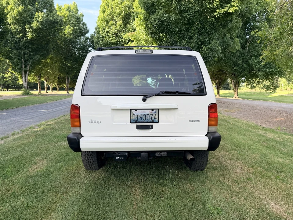 2001 Jeep XJ Cherokee - Image 14 of 31
