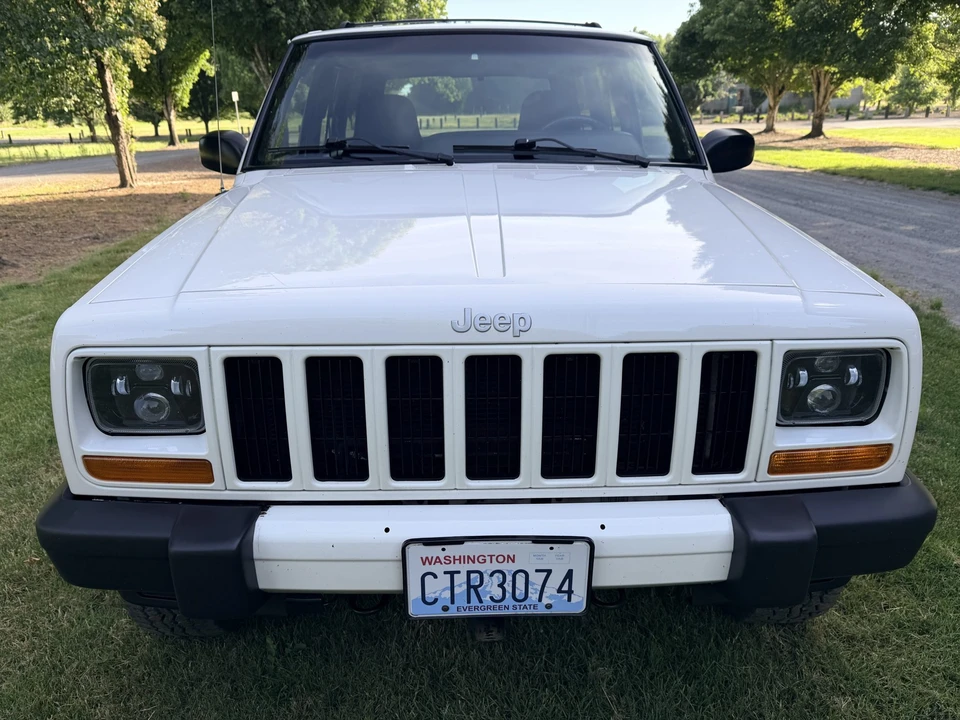2001 Jeep XJ Cherokee - Image 5 of 31