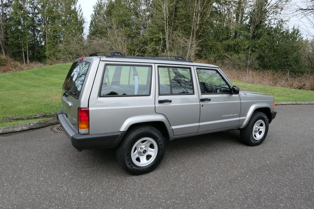 2001 Jeep XJ Cherokee - Image 12 of 31
