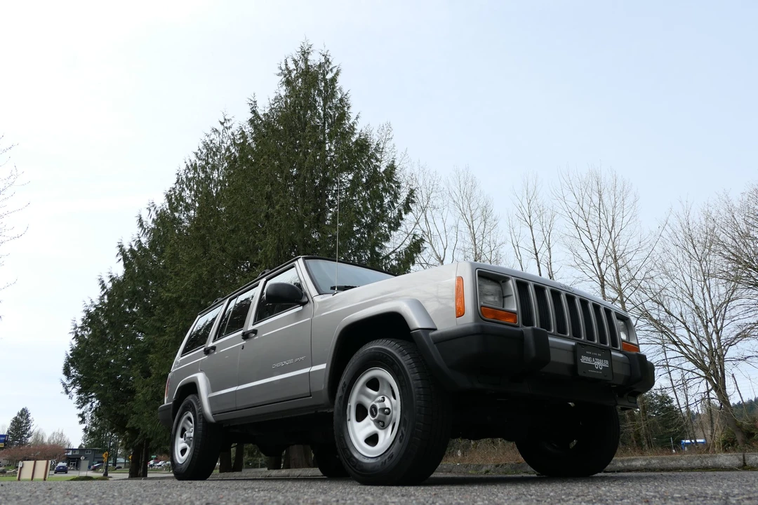 2001 Jeep XJ Cherokee - Image 20 of 31