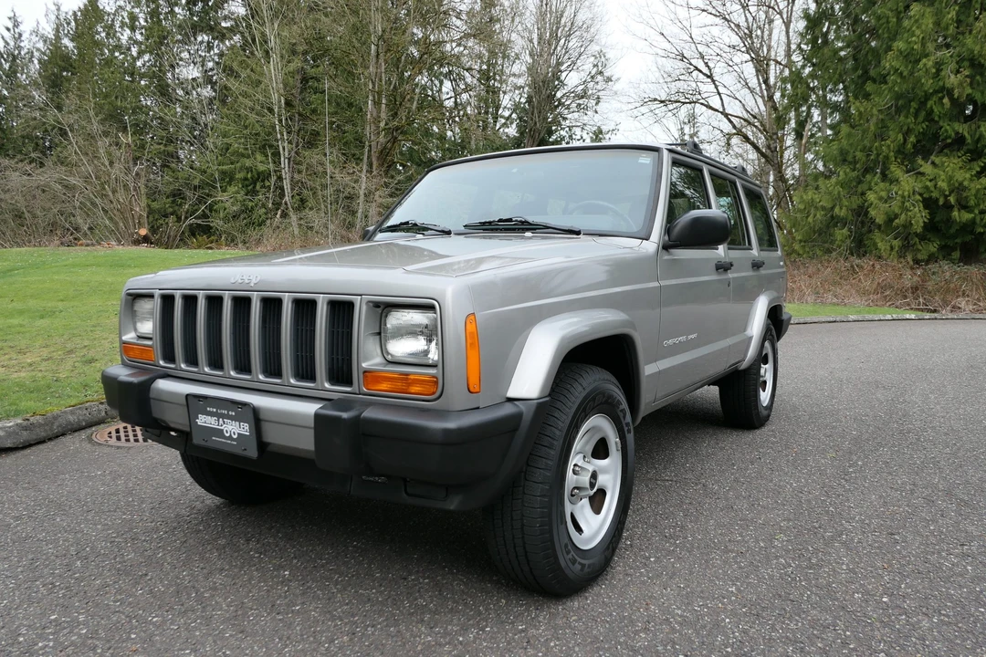 2001 Jeep XJ Cherokee - Image 2 of 31