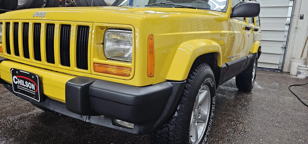 2001 Jeep XJ Cherokee - Image 12 of 31