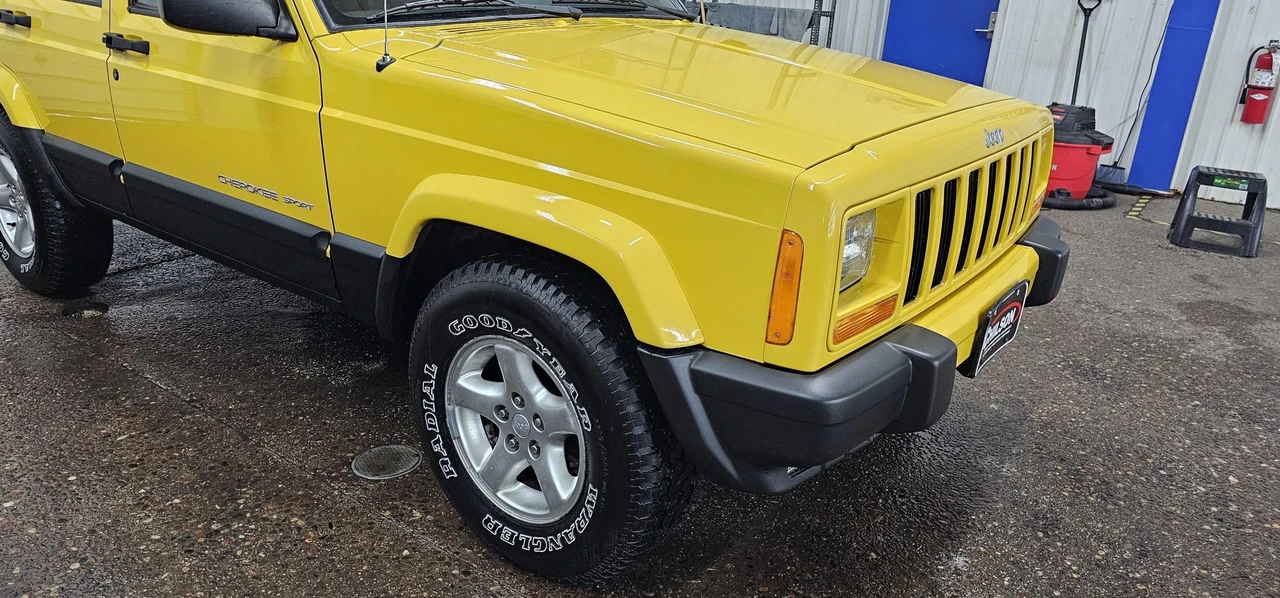 2001 Jeep XJ Cherokee - Image 23 of 31