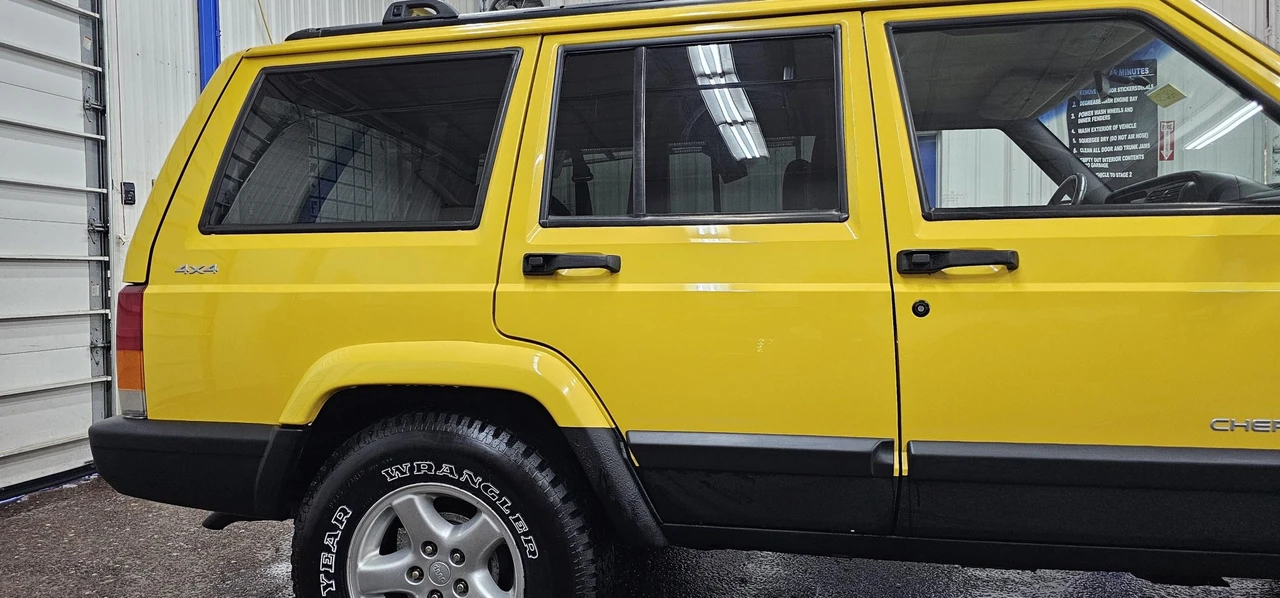2001 Jeep XJ Cherokee - Image 21 of 31