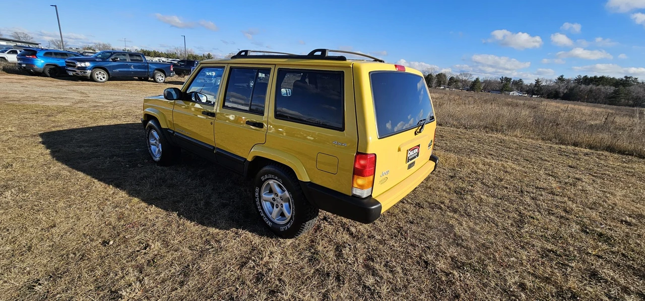 2001 Jeep XJ Cherokee - Image 6 of 31