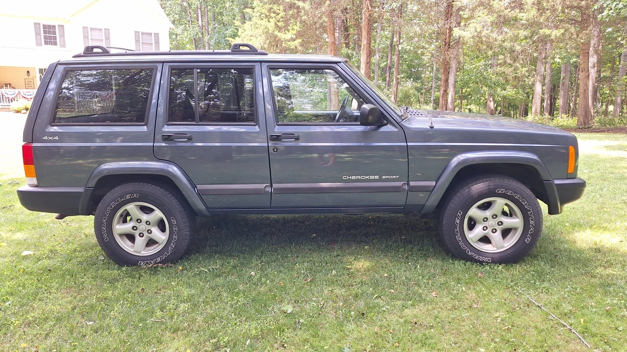 2001 Jeep XJ Cherokee - Image 16 of 31
