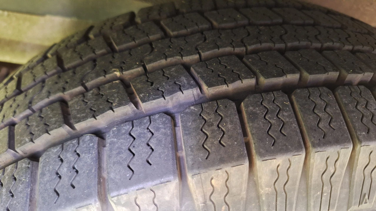 2001 Jeep XJ Cherokee - Image 31 of 31