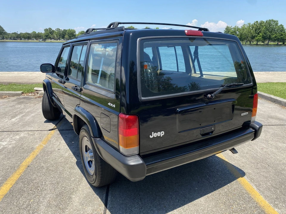 2001 Jeep XJ Cherokee - Image 12 of 31