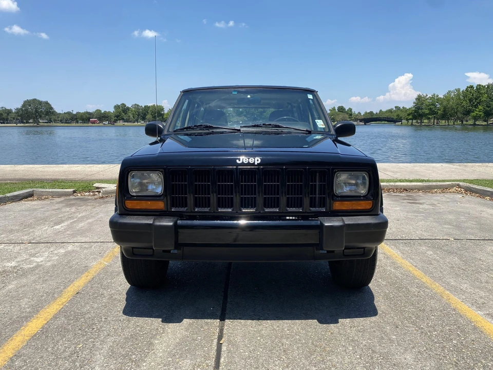 2001 Jeep XJ Cherokee - Image 21 of 31