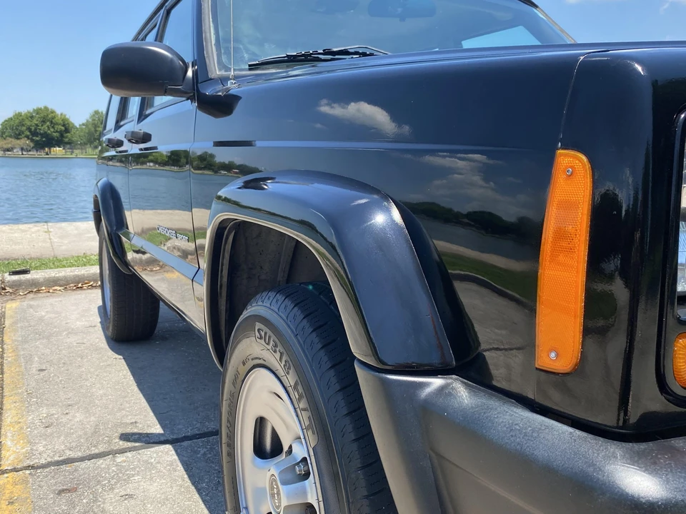 2001 Jeep XJ Cherokee - Image 26 of 31