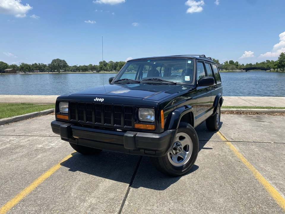 2001 Jeep XJ Cherokee - Image 3 of 31