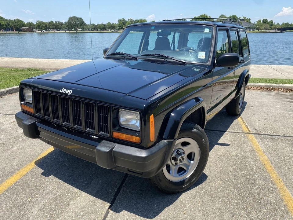 2001 Jeep XJ Cherokee - Image 4 of 31