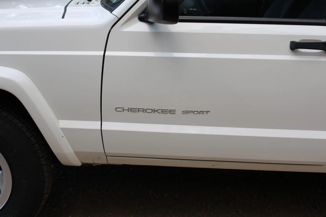 2001 Jeep XJ Cherokee - Image 27 of 31