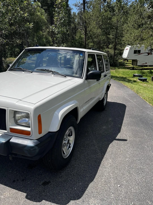 2001 Jeep XJ Cherokee - Image 26 of 31