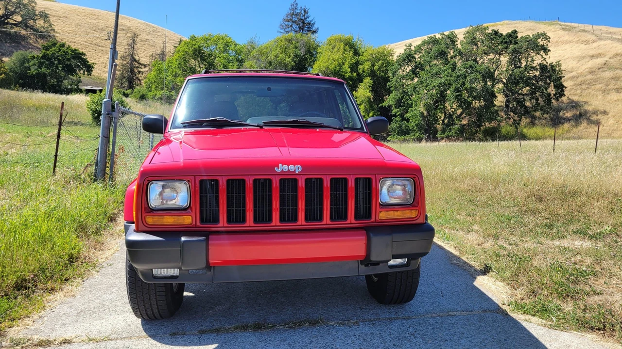 2001 Jeep XJ Cherokee - Image 13 of 31
