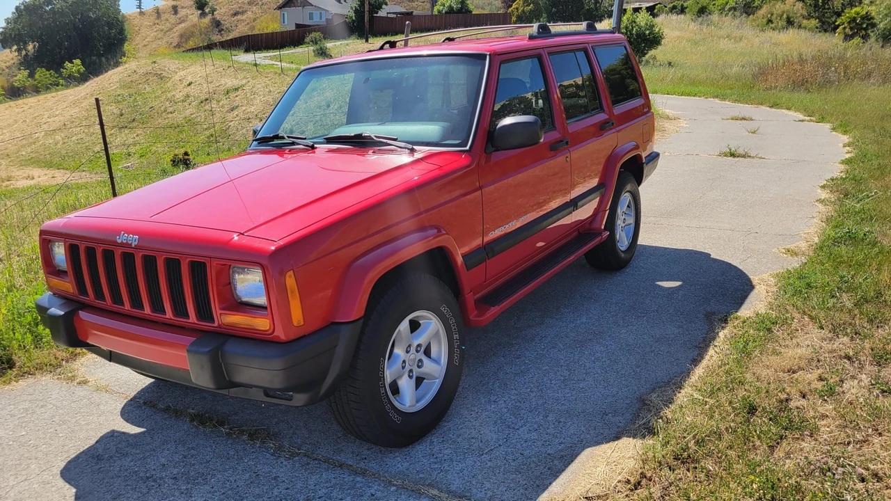 2001 Jeep XJ Cherokee - Image 3 of 31