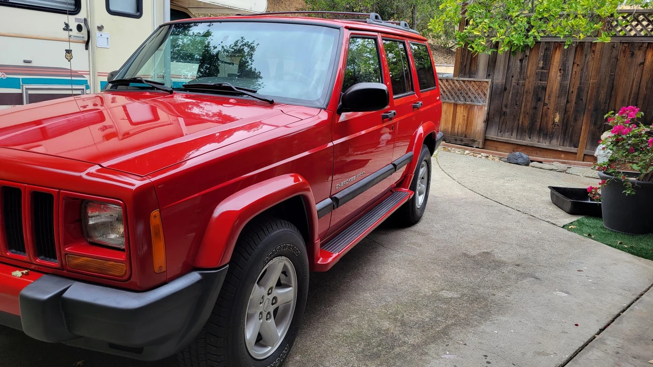 2001 Jeep XJ Cherokee - Image 5 of 31