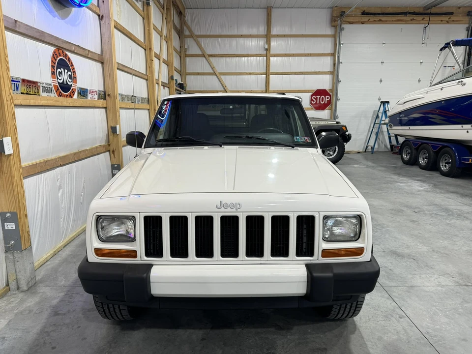 2001 Jeep XJ Cherokee - Image 9 of 31