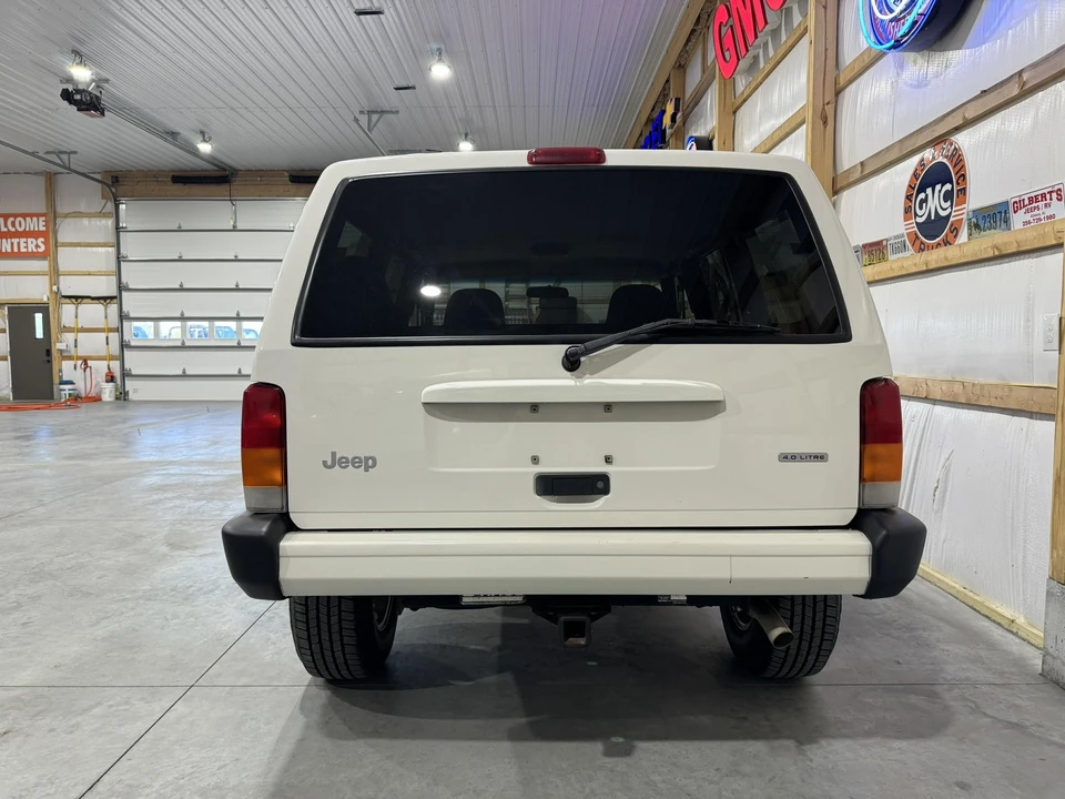 2001 Jeep XJ Cherokee - Image 27 of 31