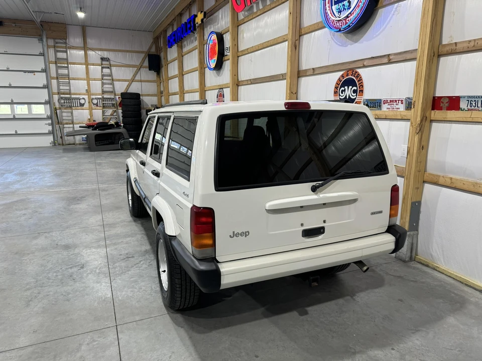 2001 Jeep XJ Cherokee - Image 25 of 31