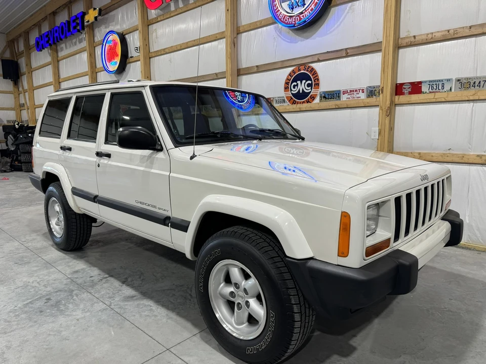 2001 Jeep XJ Cherokee - Image 5 of 31