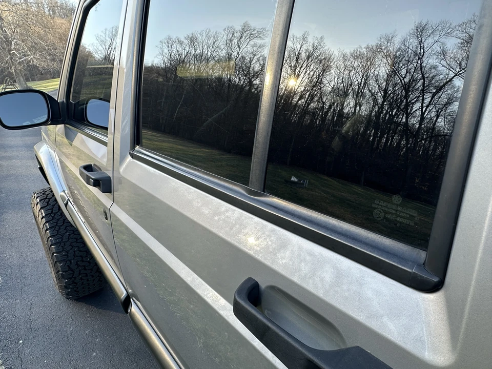 2001 Jeep XJ Cherokee - Image 25 of 31