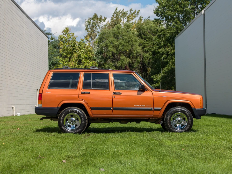 2001 Jeep XJ Cherokee - Image 23 of 31
