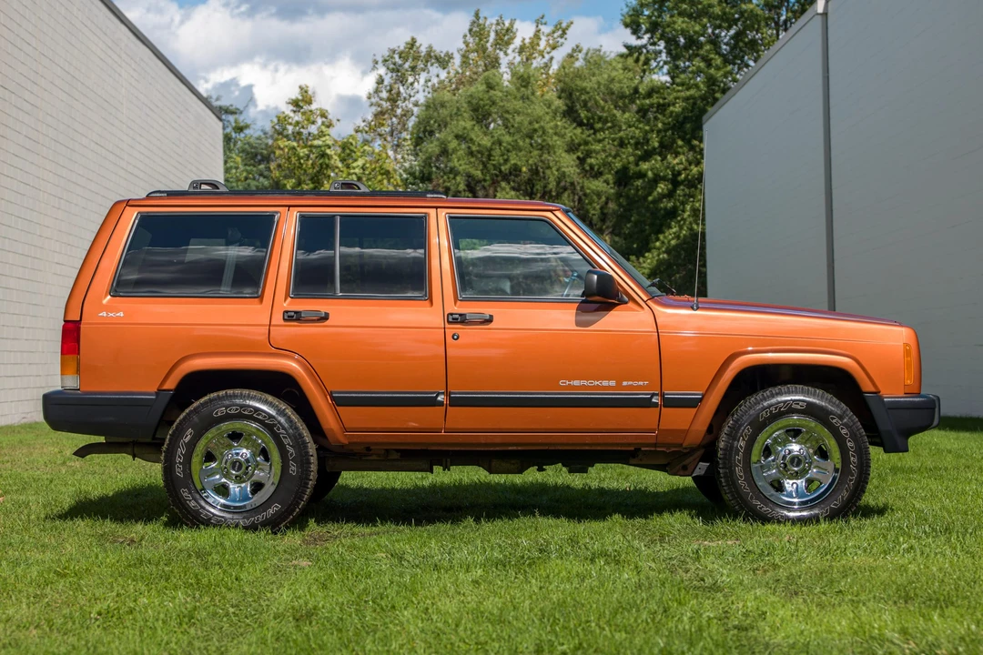 2001 Jeep XJ Cherokee - Image 22 of 31