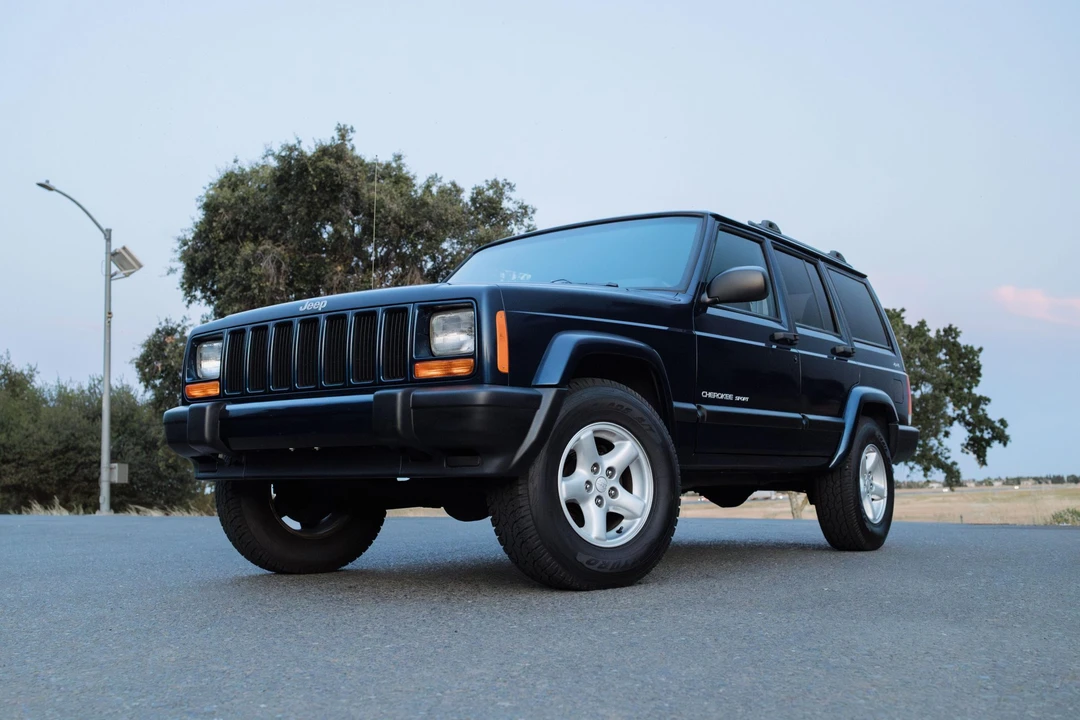 2001 Jeep XJ Cherokee - Image 4 of 31