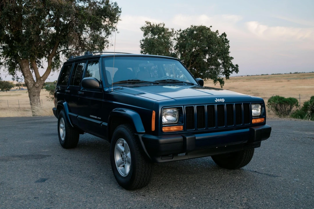 2001 Jeep XJ Cherokee - Image 27 of 31