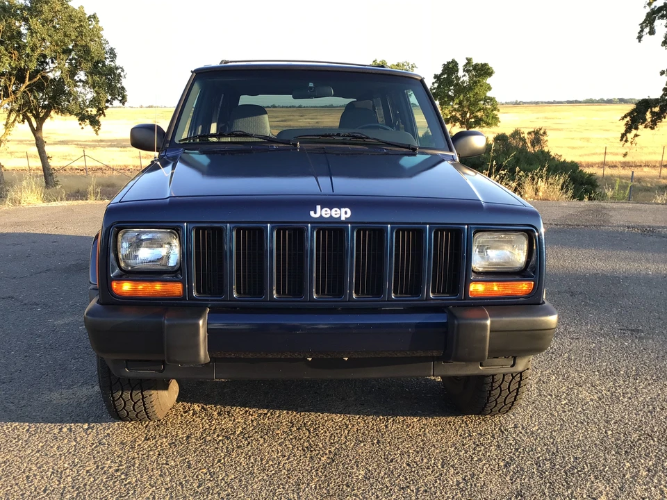 2001 Jeep XJ Cherokee - Image 30 of 31
