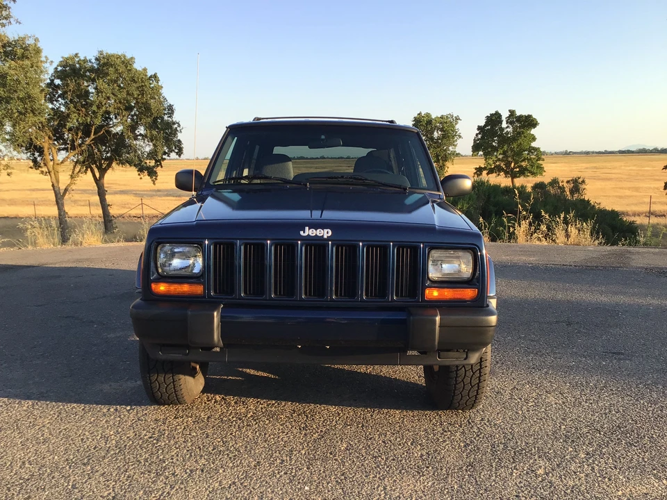 2001 Jeep XJ Cherokee - Image 29 of 31