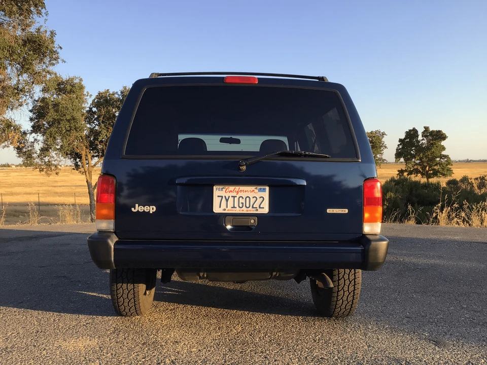 2001 Jeep XJ Cherokee - Image 17 of 31