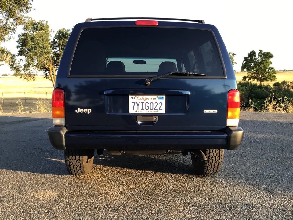 2001 Jeep XJ Cherokee - Image 18 of 31